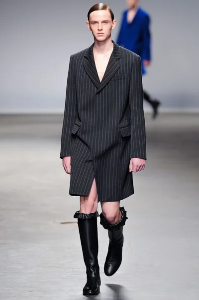 Look 7